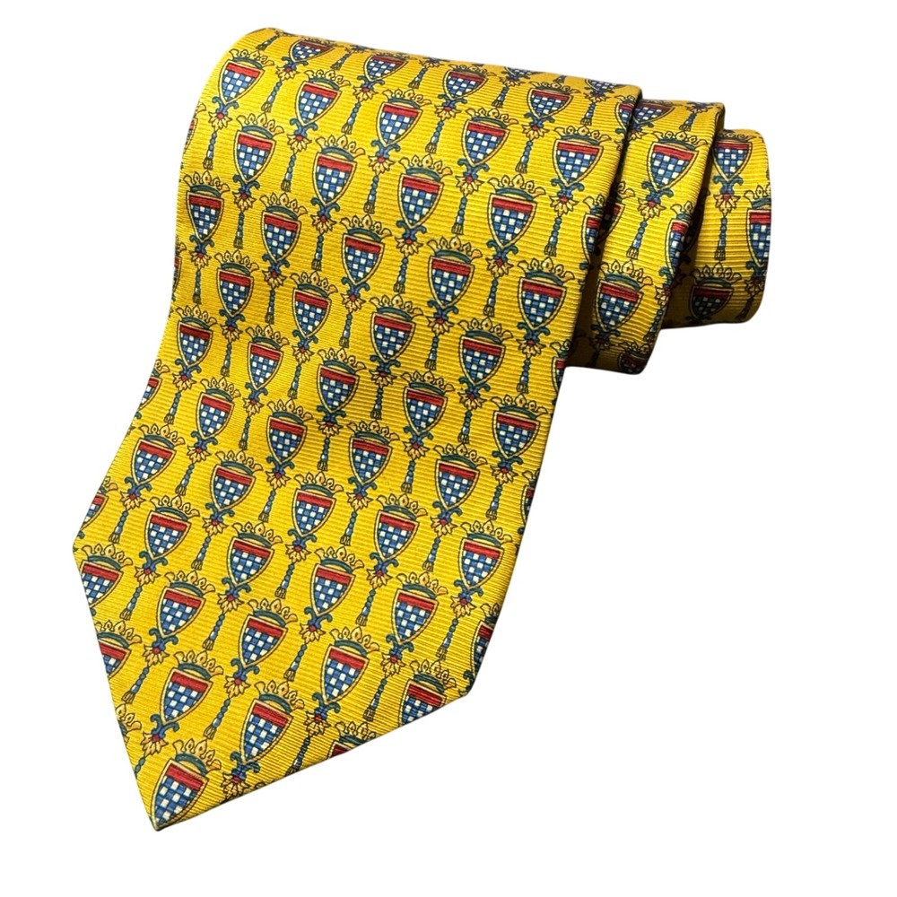 Vintage Alan Lebow Silk Necktie Handmade USA Shield Crest Pattern‎ Yellow